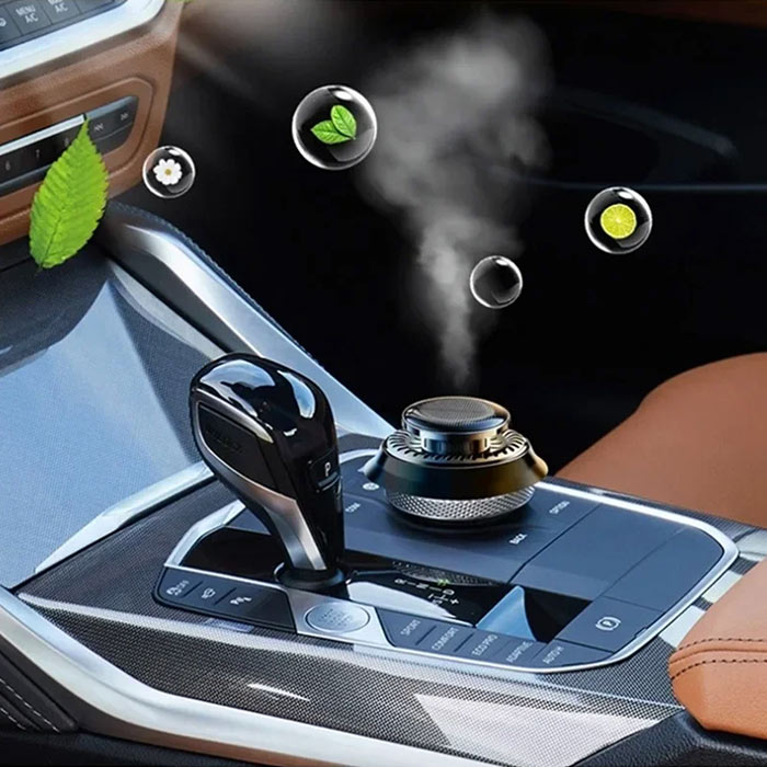 Osviežovač vzduchu rotuje o 360 stupňov a rovnomerne rozptyľuje vôňu po celej miestnosti!
