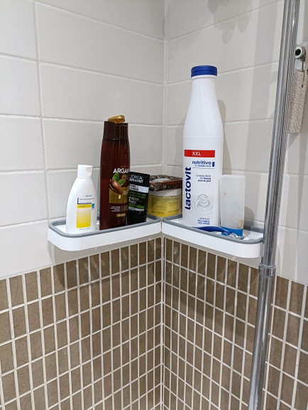 BathroomShelf, polička do kúpeľne, ktorú je možné nainštalovať v uhle 90° alebo 180° - Image 10