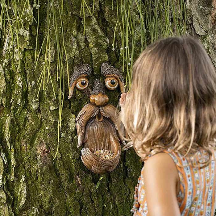 BirdFeeder, ozdoba stromu vo forme tváre, ktorá slúži zároveň ako kŕmidlo pre vtáky - Image 7