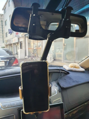 RotatableCarHolder, 360-stupňový držiak telefónu, ktorý sa montuje na spätné zrkadlo - Image 2