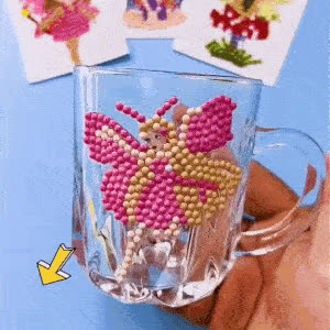 SparkleStickers, kreatívna sada na nanášanie farebných diamantov na nálepky - video