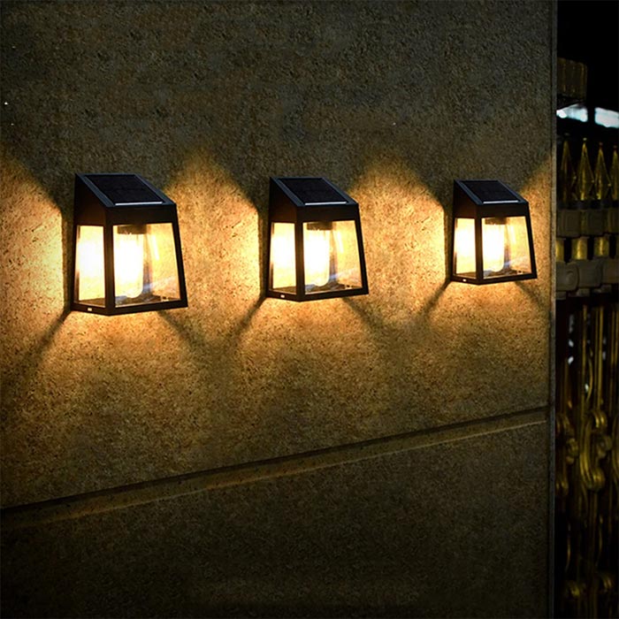 Solárna lampa je odolná voči všetkým poveternostným podmienkam, prachu a špiny!